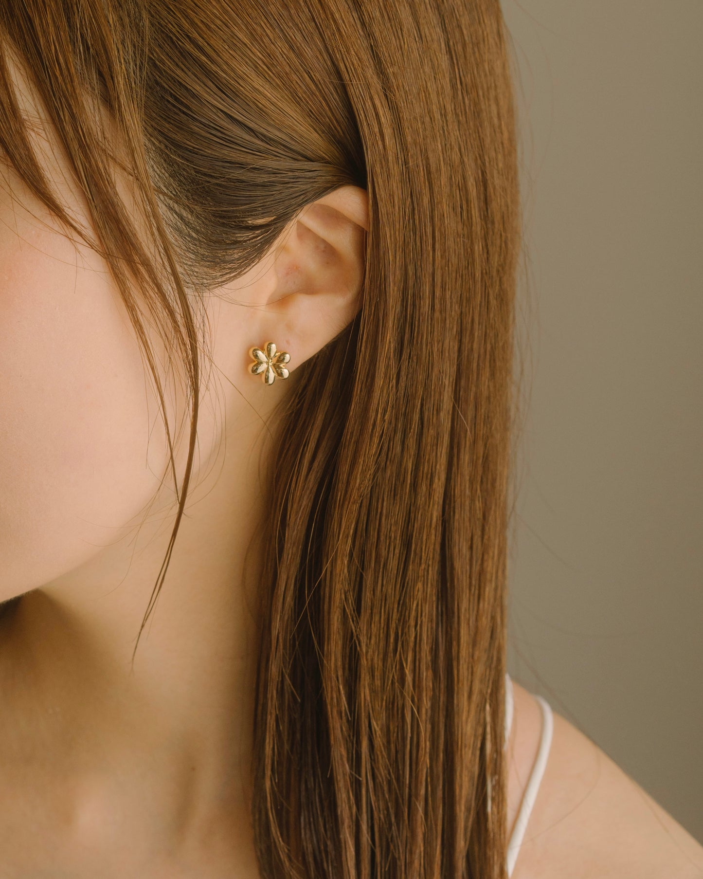 フラワーピアス