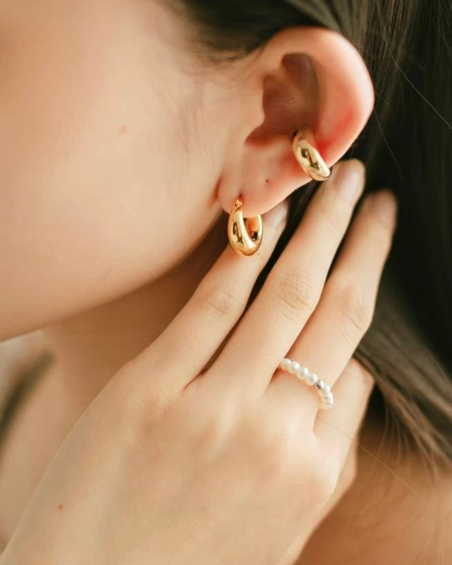 ボリュームピアス