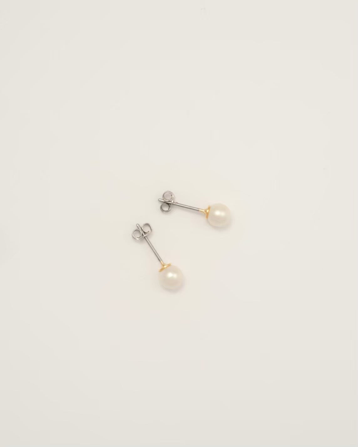 パールピアス